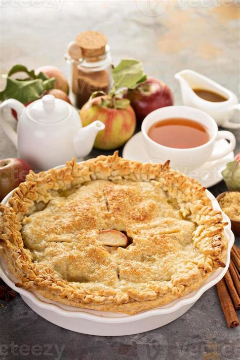 Apple pie with leaves cut outs 15758781 Stock Photo at Vecteezy