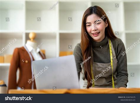 Happy Smiling Asian Creative Fashion Designer Stock Photo 2142732175