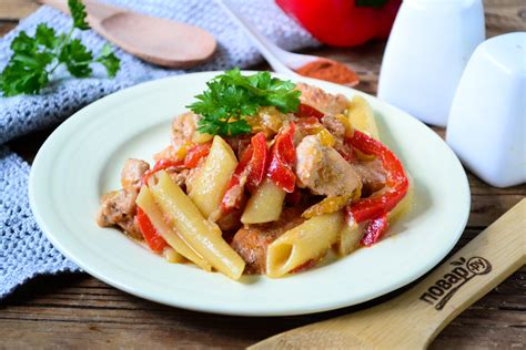 Макароны "Пенне" с курицей по-мексикански - пошаговый рецепт с фото на ...