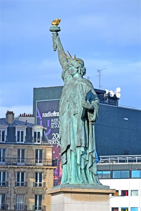 Statue Of Liberty Replica On Isle Of The Swans Near Pont De Grenelle In