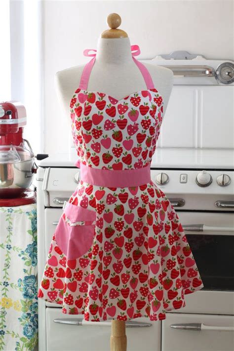 The Bella Vintage Inspired Metro Market Strawberry Full Apron Etsy