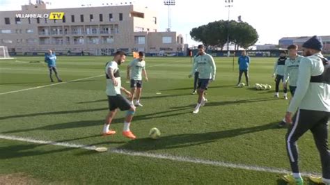 El Villarreal Se Entrena Con La Cabeza Puesta En El Derbi De Nochevieja