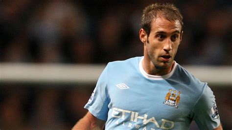 The Best Footballers: Pablo Zabaleta plays as defensive midfielder