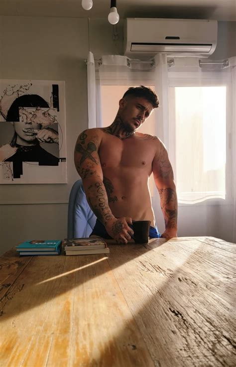 Arthur Fenix Nude Todo Pelado Em Fotos Excitantes Xvideos Gay