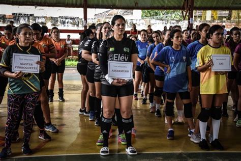 Torneio Mulher de Futsal e Handebol Lugar de Mulher É Onde Ela Quiser