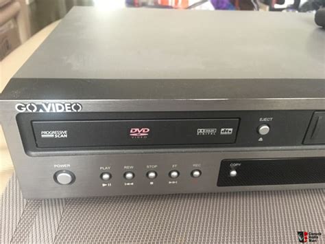 Govideo Vcr Dvd Combo Dual Deck Vhs Recorder Photo Canuck