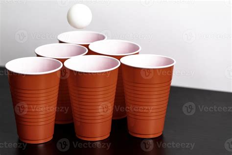 Beer Pong Game 10228651 Stock Photo at Vecteezy