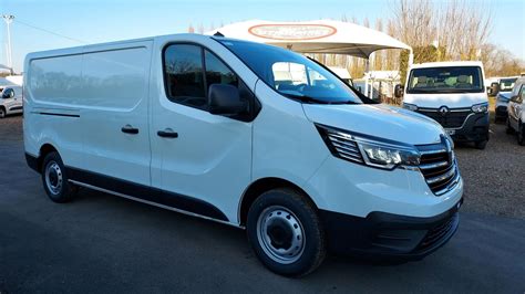 Renault Trafic Iii Fg Red L H T Blue Dci Ch Grand Confort Gps