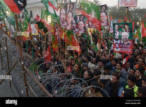 Awami Tehreek Pat Chief Hi Res Stock Photography And Images Alamy