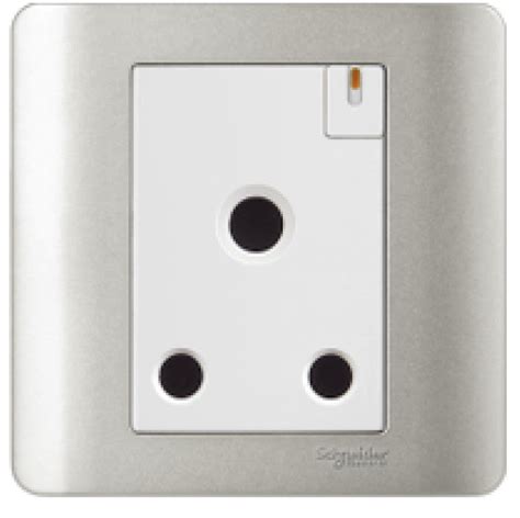 Schneider Electric Zencelo 3 Round Pin Switched Socket With Shutte Sg