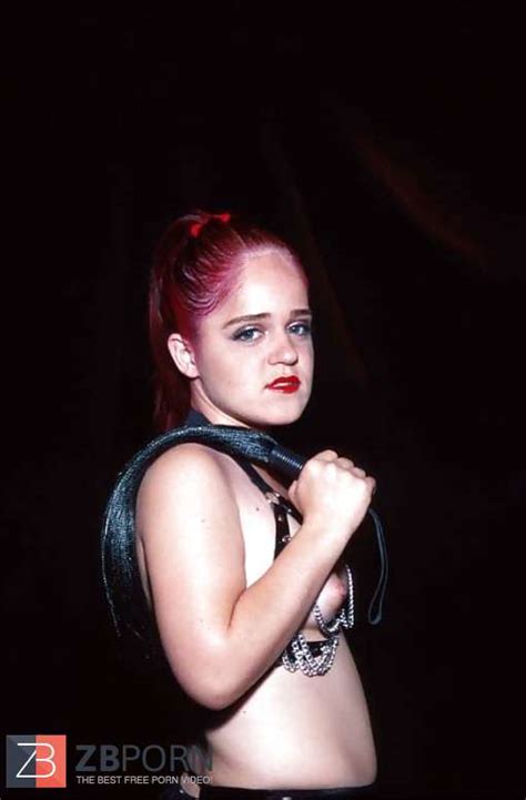 Twidget The Midget Midget Dominatrix ZB Porn