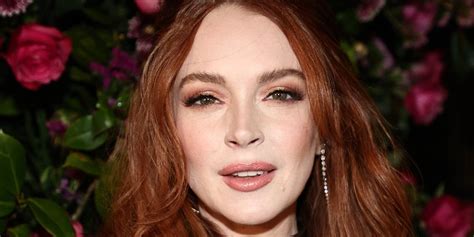 Pregnant Lindsay Lohan Debuts Baby Bump Photo Hypebae