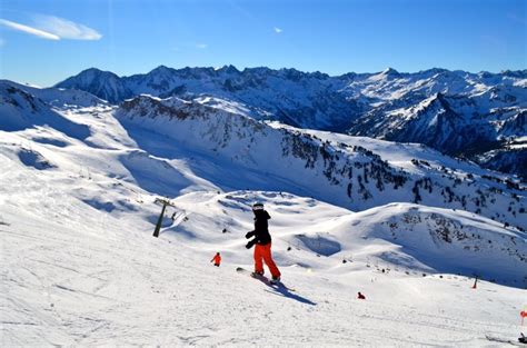 Baqueira Beret Recibe Esquiadores Entre El De Diciembre Y Reyes