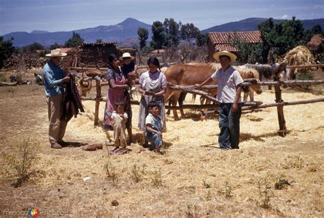 Familia Campesina 1954 Mexicanos Del Ayer Tipos Y Costumbres