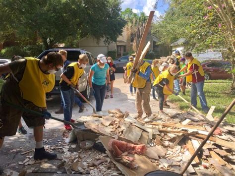 What Its Like To Clean Up From A Hurricane Made Everyday