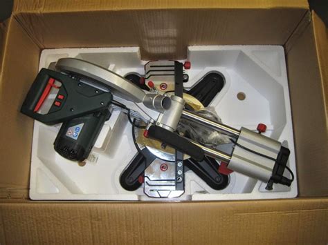 Basti´s Holzpage Metabo Kgs 305 M