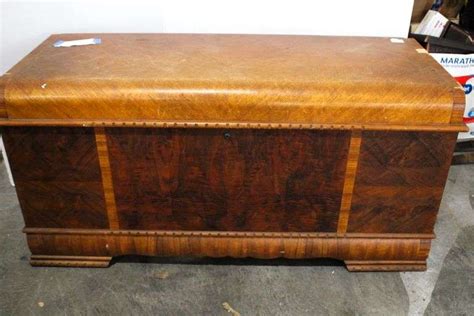 Mid Century Lane Cedar Chest Hope Chest 19 X 47 X 23 Bunting Online