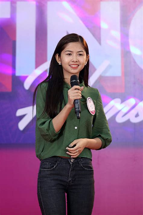 Hot girl chân khoèo mắt lác gây bất ngờ ở cuộc thi Miss Teen