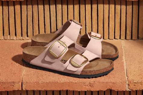 Wielkie Czyszczenie Magazyn W Birkenstock Kultowe Klapki Arizona