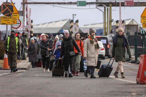 More Than Million Refugees Have Crossed Over To Poland Since Russia S