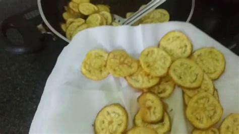 స్వీట్ షాప్ స్టైల్ హోమ్ మేడ్ బనానా చిప్స్ Homemade Bannana Chips 😋👌👌 Youtube