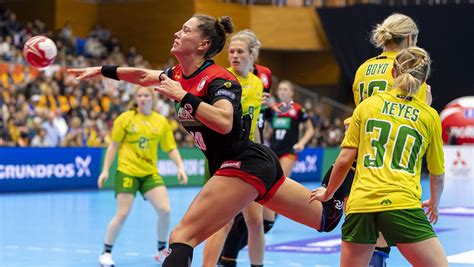 Handball Wm Der Frauen Deutschland Gewinnt Auch Das Zweite