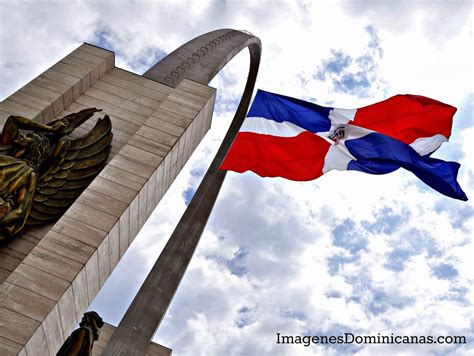 La Bandera Dominicana su historia ~ VillaconMundial.net