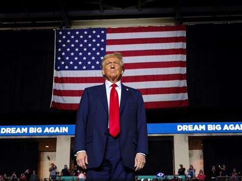 Elecciones en Estados Unidos Donald Trump prometió prosperidad a la comunidad latina y