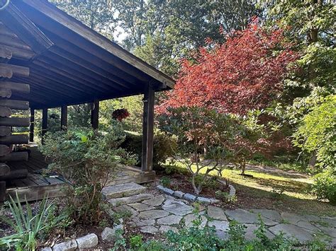 205 N Anguilla Rd Pawcatuck Ct 06379 Mls 170588429 Zillow
