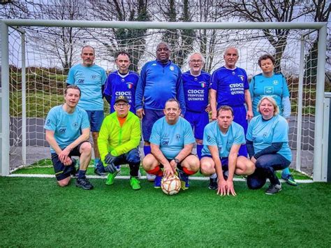 Bannalec Des Rencontres De Foot En Marchant Au Stade Avant Les