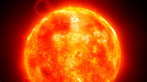 Por qué los planetas giran alrededor del Sol y se mantienen en órbita