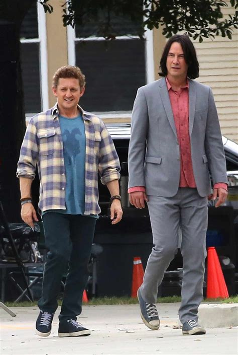First Look Keanu Reeves And Alex Winters In Bill And Ted 3