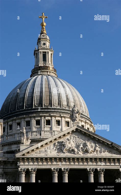 St Pauls Cathedral City Of London England Uk Europe Stock Photo Alamy