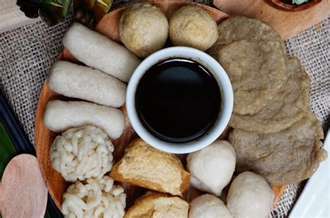 Makanan Khas Sumatera Selatan