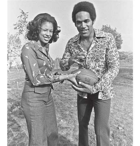 OJ Simpson and first wife Marguerite Whitley in 1973. : r/OldSchoolCool