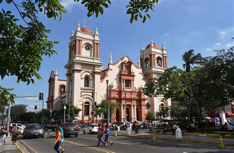 San Pedro Sula Catedral De San Pedro Apóstol A Photo On Flickriver