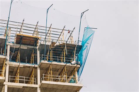 The Benefits Of Renting Vs Buying Scaffold Towers For Short Term