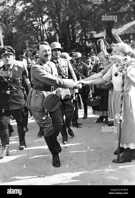 Adolf hitler fuhrer alemania nazi segunda guerra mundial fotografías e