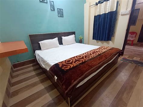 OYO Home Prakash Palace Homestay Home Ayodhya Book 2643 OYO