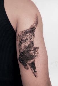 Adorably Cute Cat Tattoos To Add Some Fluff To Your Ink