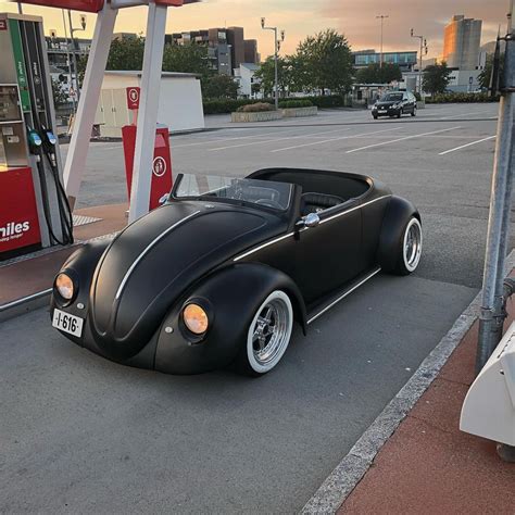 This Guy Transformed A Vw Beetle Deluxe Into A Black Matte