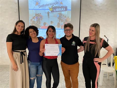 Servidores da Assistência Social Concluem curso de Libras em Garanhuns