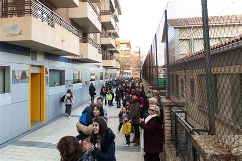 Familias Y Docentes Del Colegio Sagrado Coraz N De Jes S Reclaman