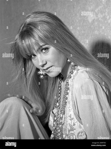 Christina applegate 1992 Black and White Stock Photos & Images - Alamy