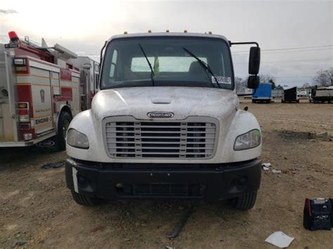 2017 Freightliner M2 106 Medium Duty Photos Va Danville Repairable Salvage Car Auction On