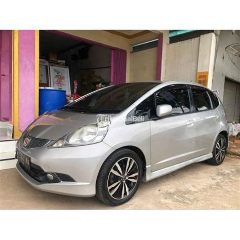 Mobil Honda Jazz Rs Tahun Bekas Matic Surat Lengkap Siap Pakai Di