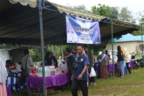 Koperasi Binaan Gelar Pasar Murah Kepala Diskopdag Tala Pertama