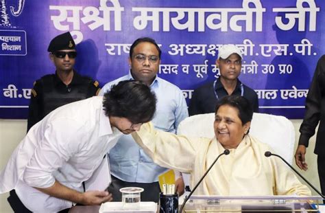 Mayawati Declares Nephew Akash As Her Heir Again Reverses Previous Decision India News