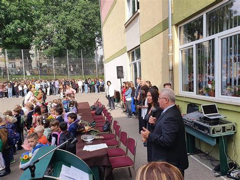 Local Rezultate De Exceptie Flashmob Si Majorete La Colegiul National