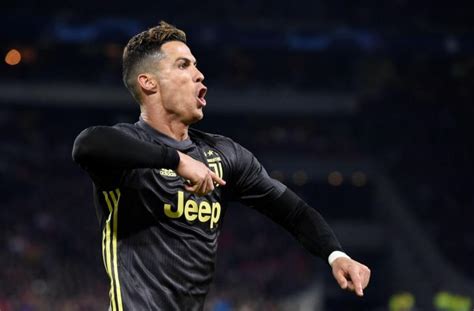 Transfer Termahal Pemain Di Atas Usia Tahun Ada Cristiano Ronaldo